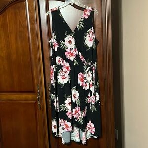 HARLOW & ROSE floral faux wrap dress Size